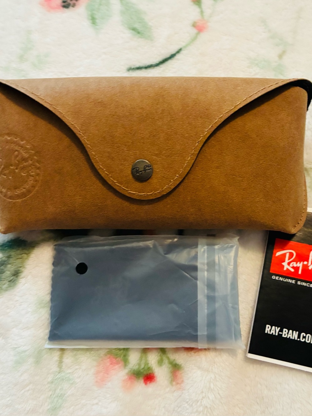 Ray-Ban Tan Suede Sunglasses Case with Logo Snap